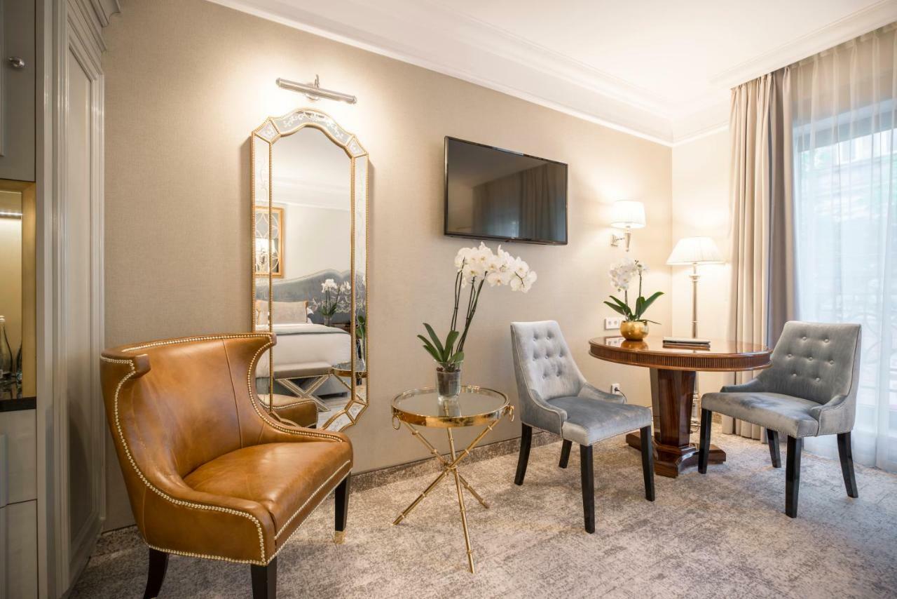 Bachleda Luxury Hotel Krakow Mgallery Hotel Collection Exterior foto A suite at the hotel